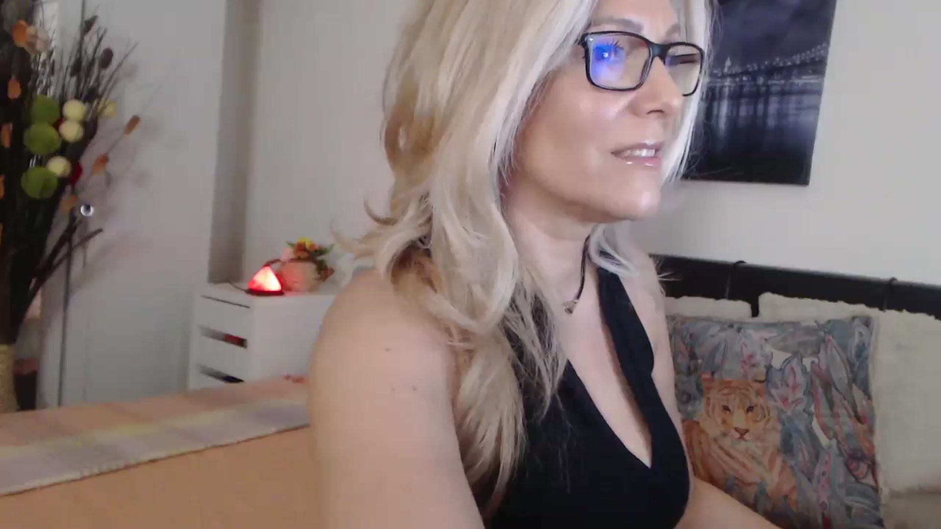Reeya71 video thumbnail