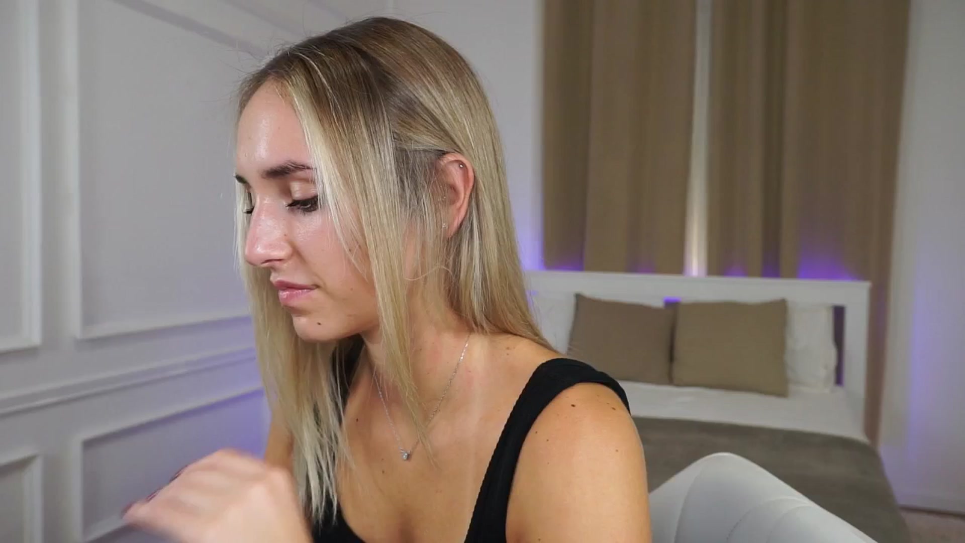 LenaaStar video thumbnail