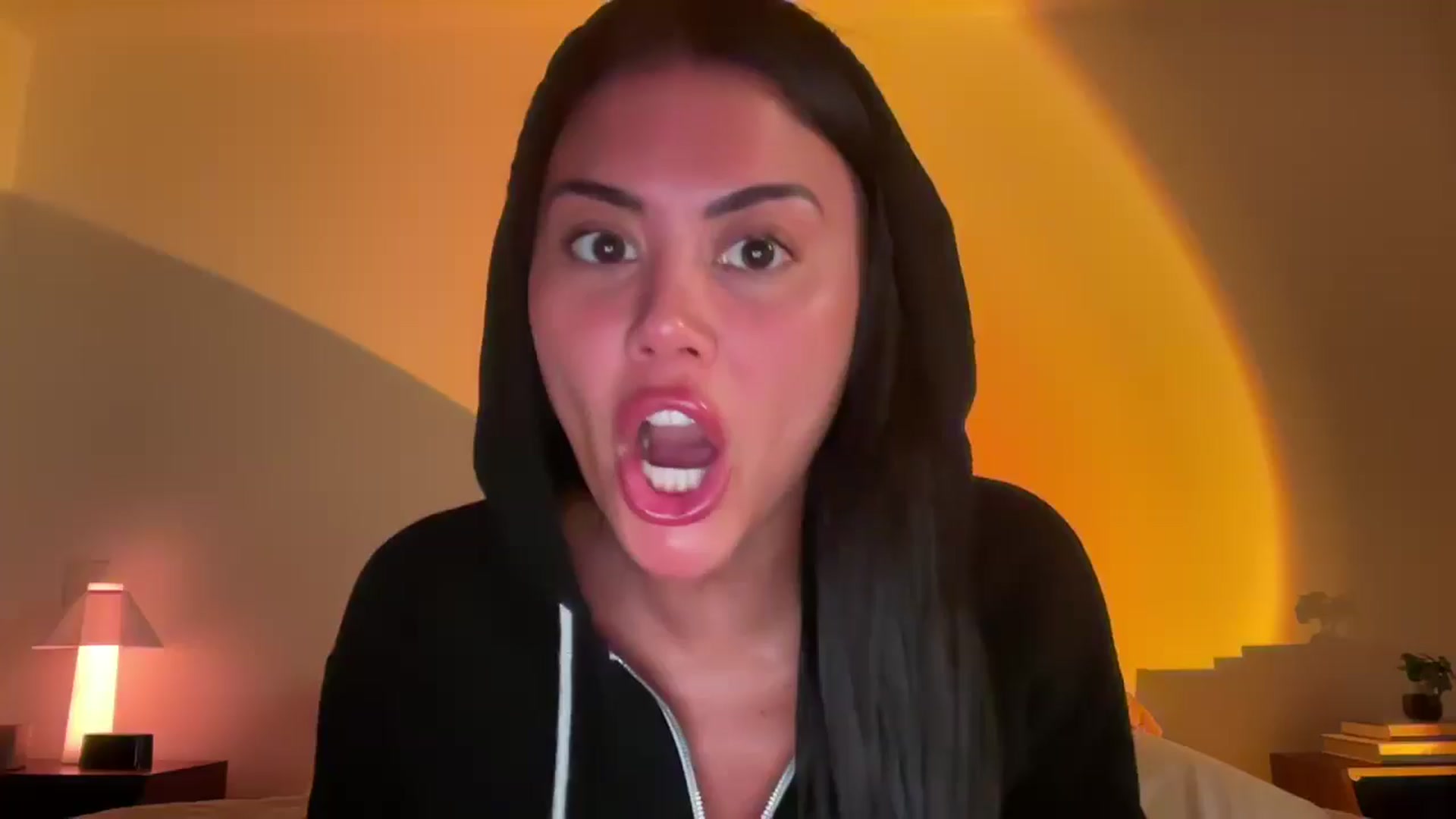 Naomilynn video thumbnail