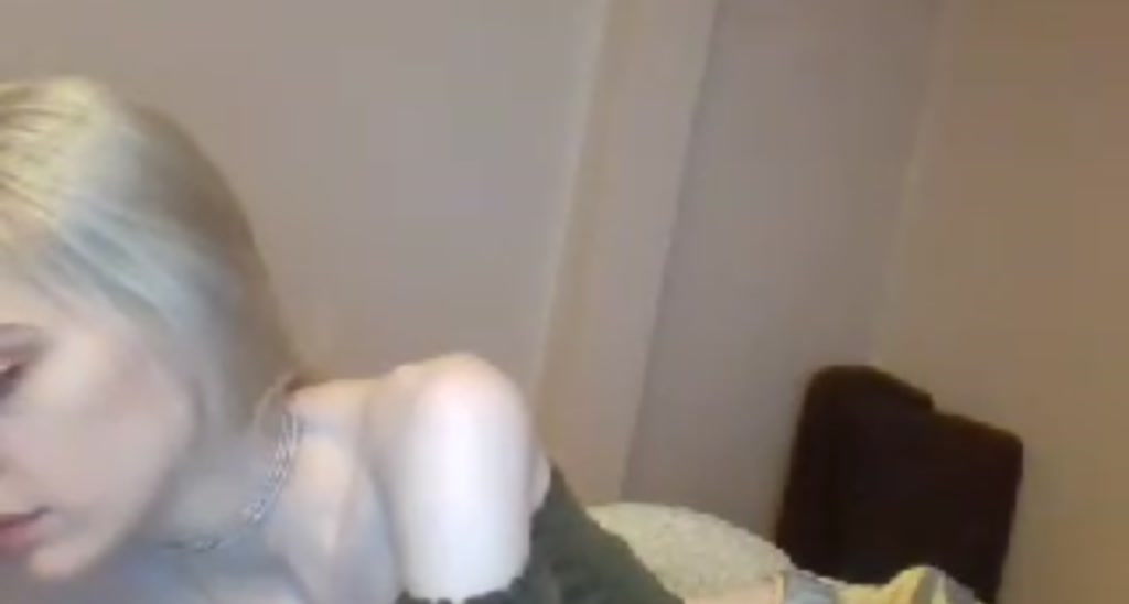 AngelLips321 video thumbnail
