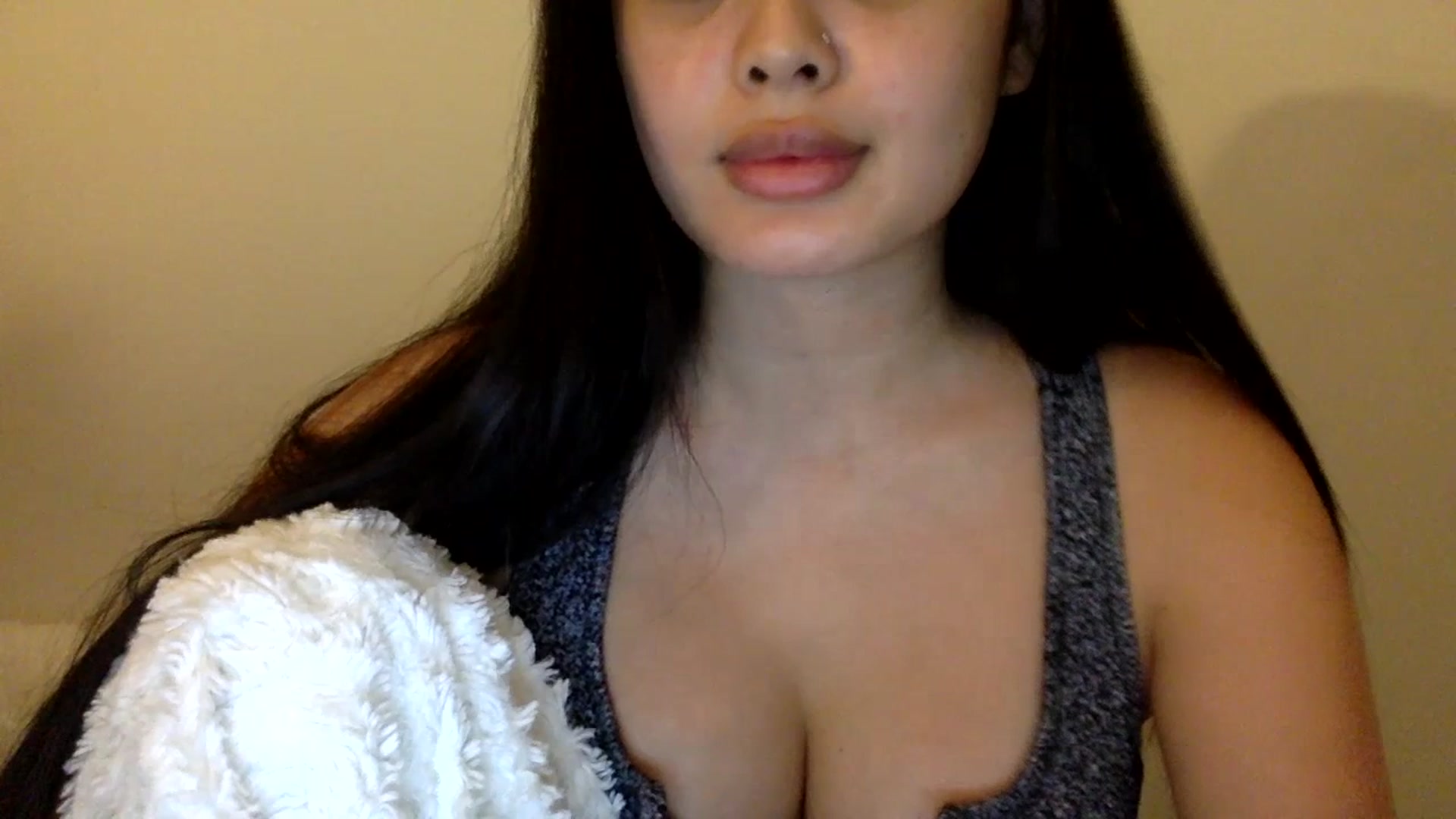 MsAkira video thumbnail