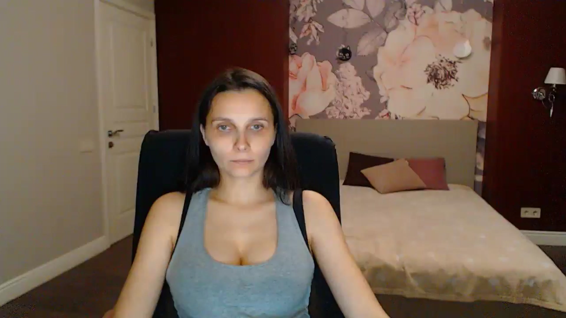 Karina_Mils video thumbnail