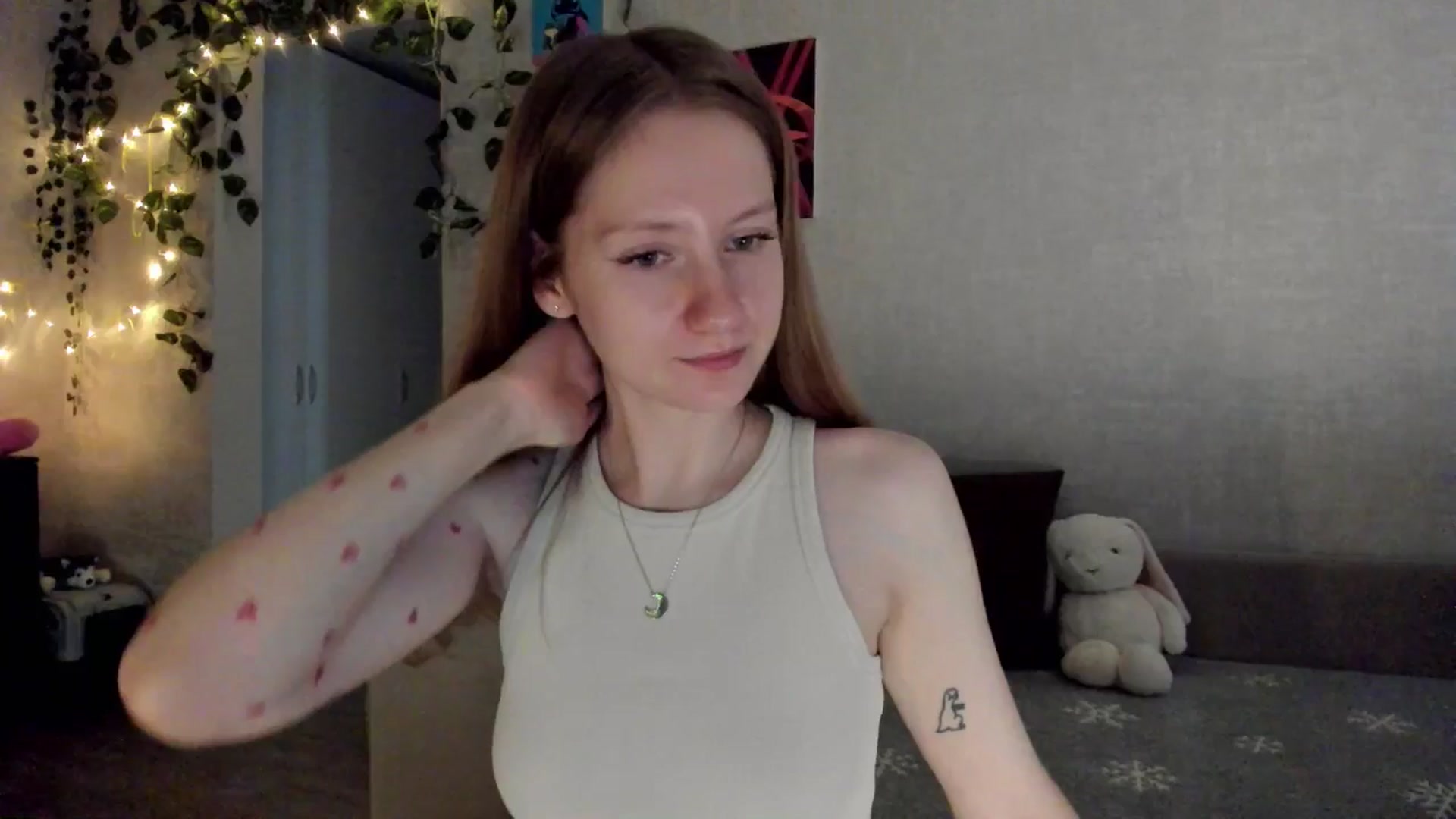 mnialice video thumbnail