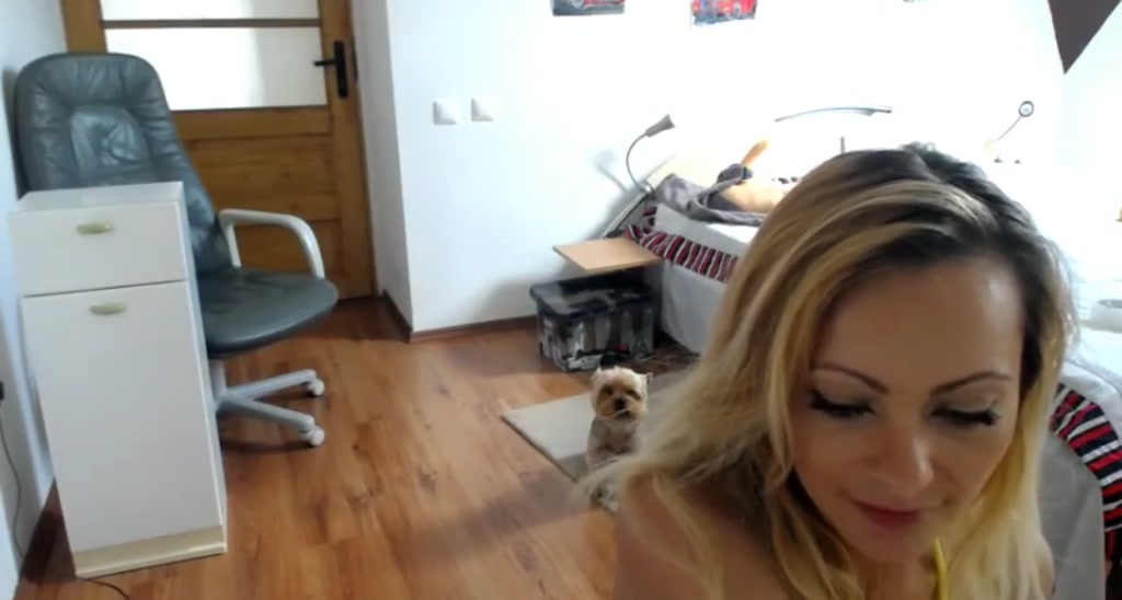 OhMyMiaa video thumbnail