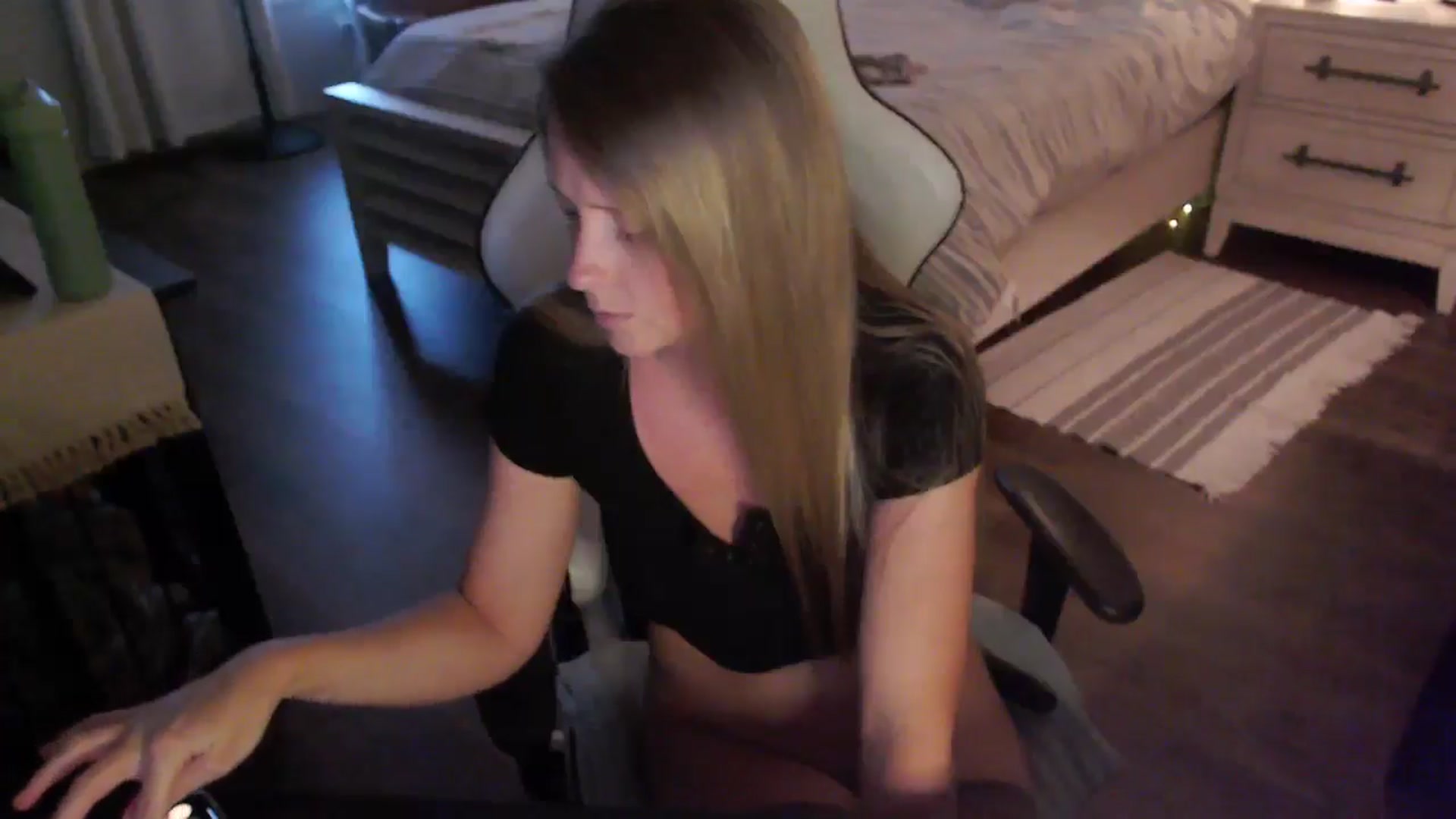 ZenZoey video thumbnail