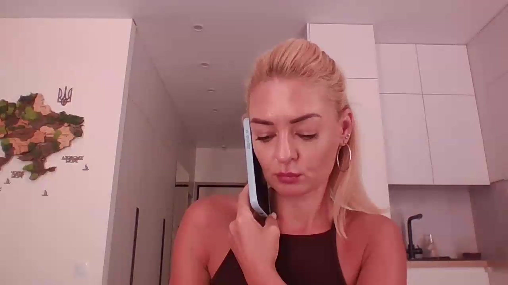 AvelineGlow video thumbnail
