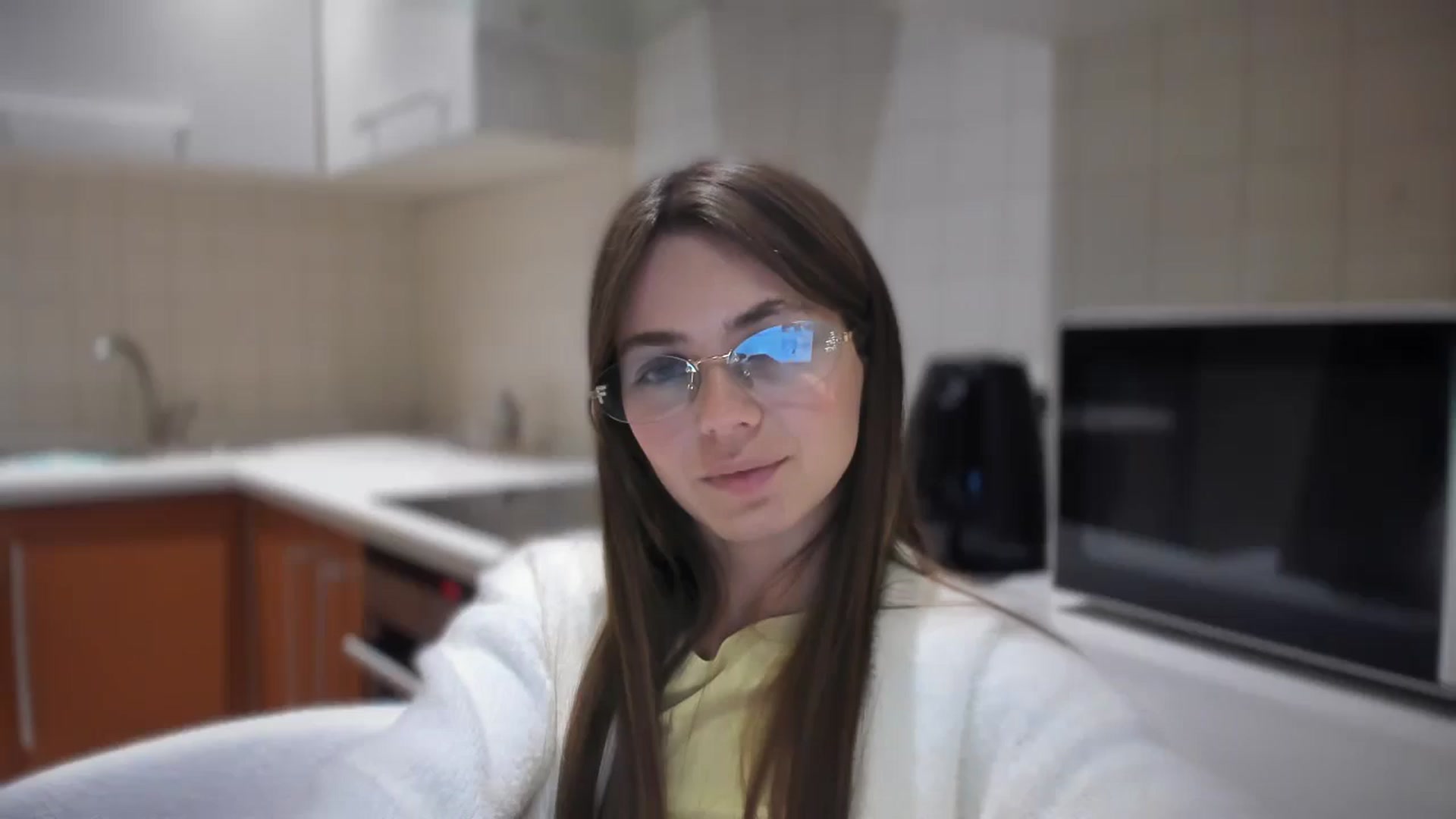 ButterFlyMiss video thumbnail