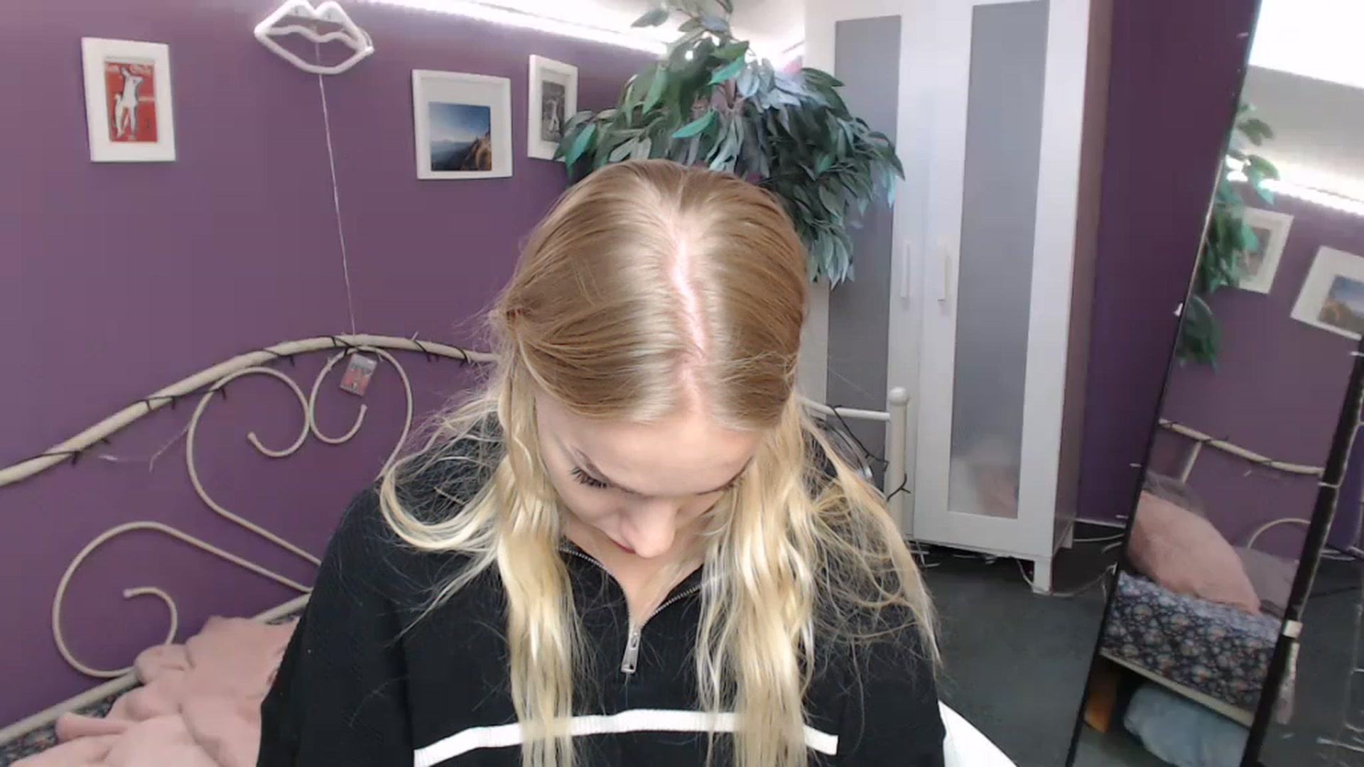 JoanQueen video thumbnail