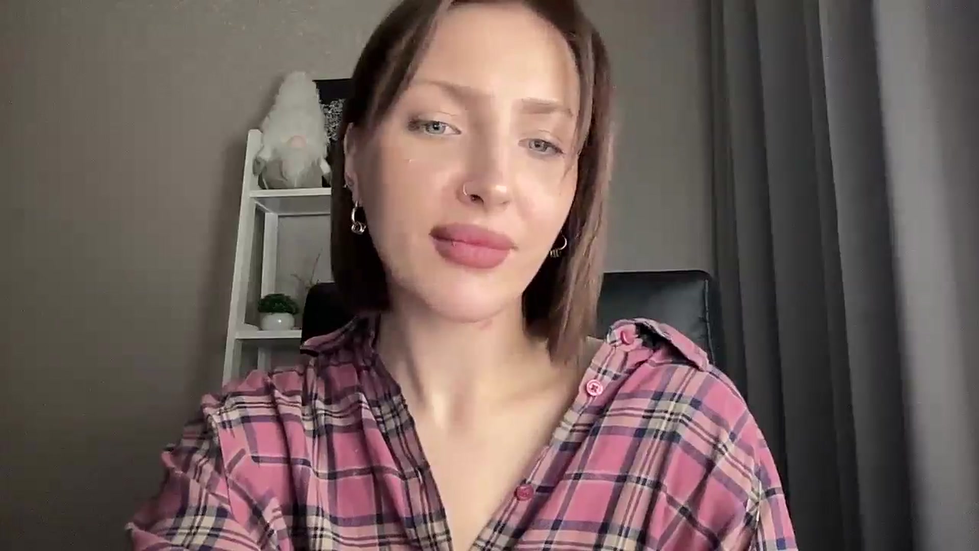 Di_Pearl video thumbnail