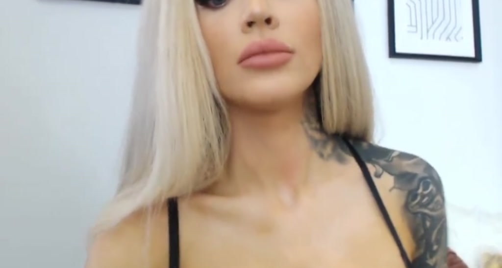 HarleyLaVey video thumbnail