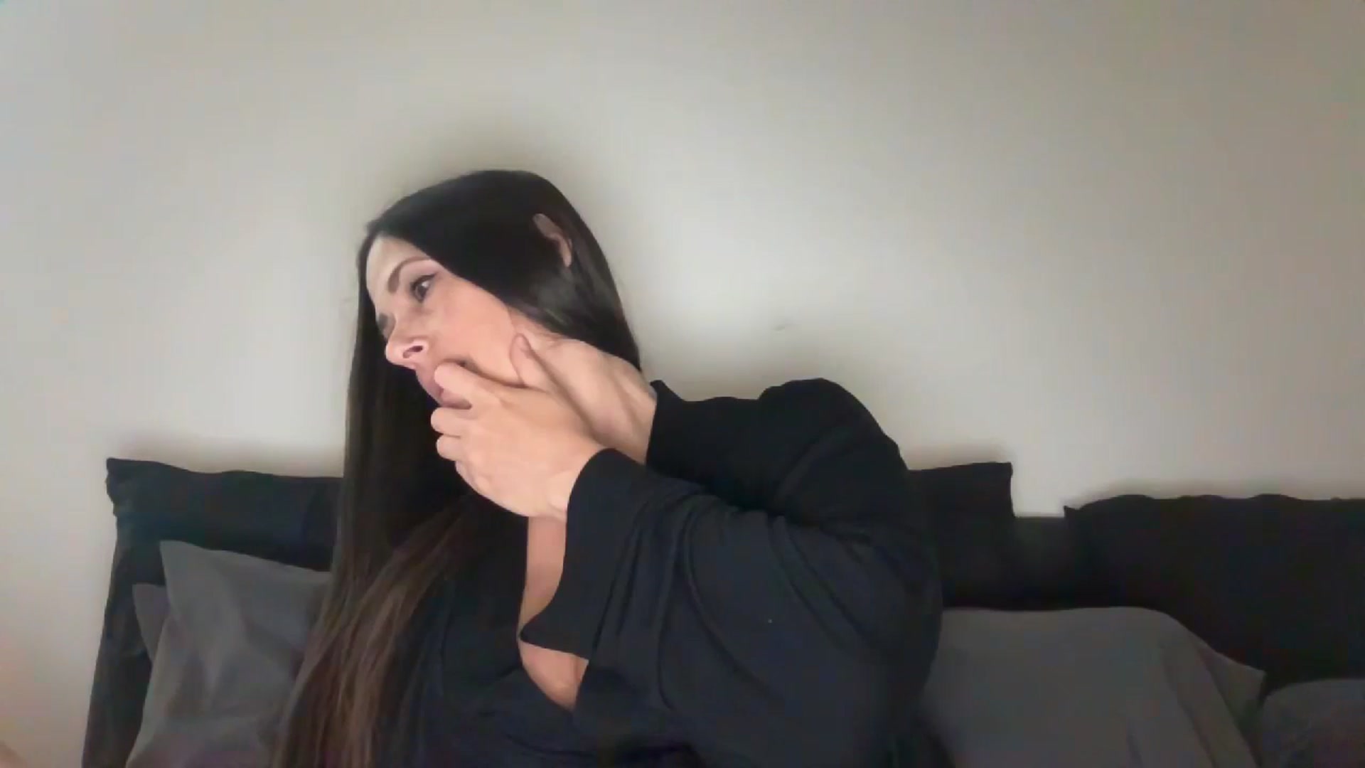 Yourgirljones video thumbnail