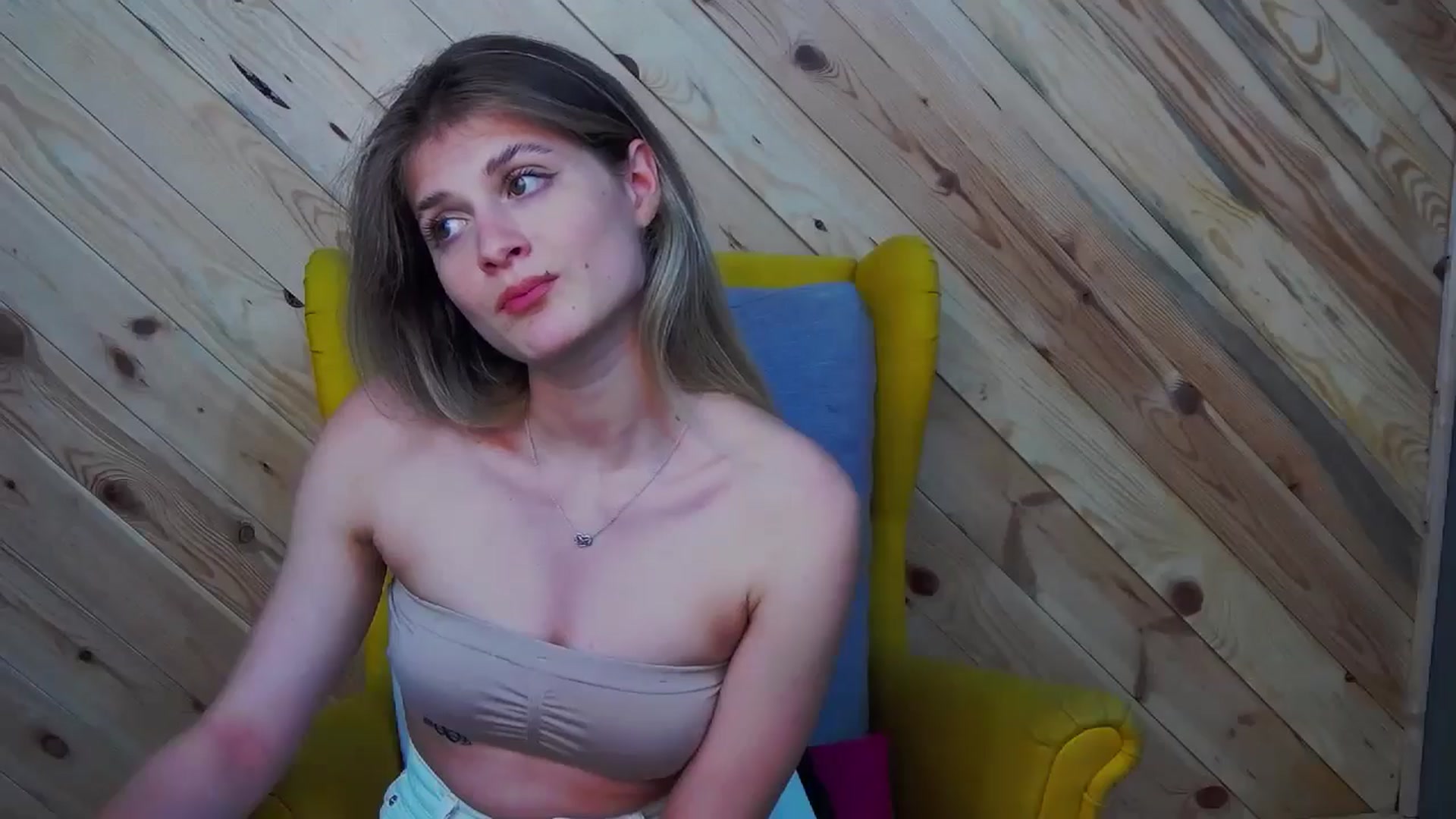 LeslieKat video thumbnail