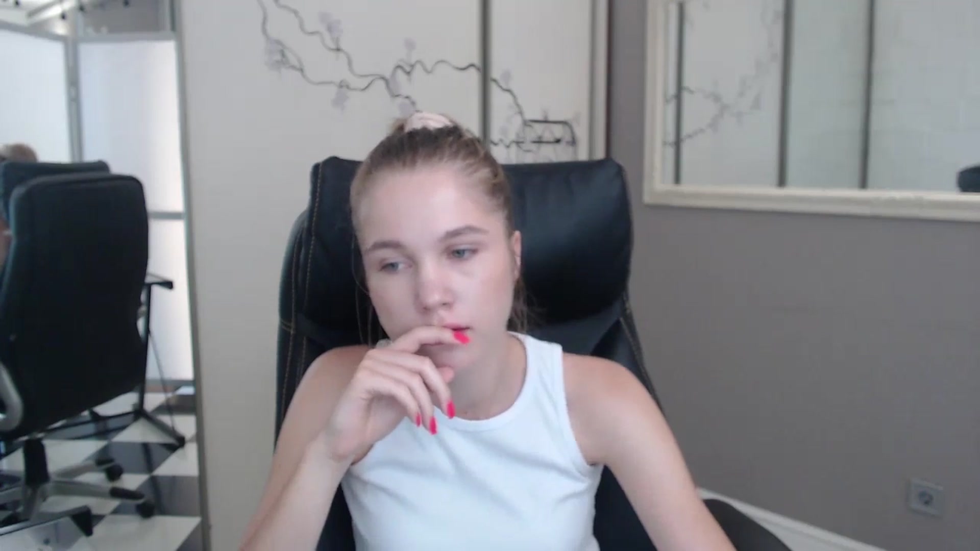 Kate_Lewiss video thumbnail