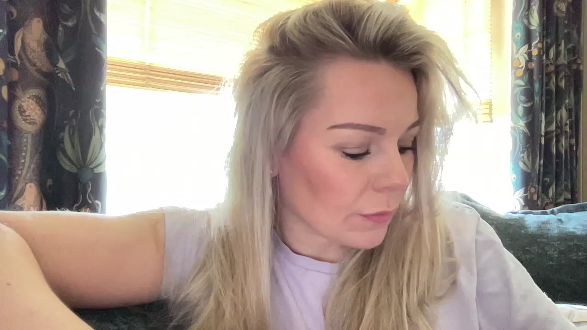 LaraLaughs video thumbnail