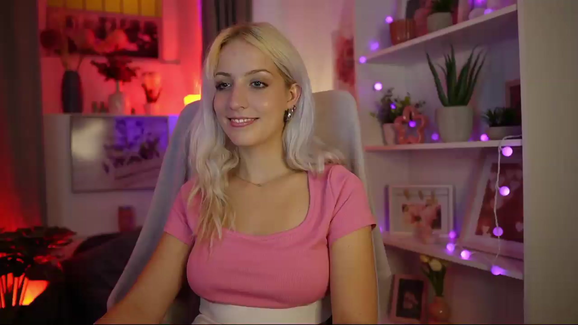 Lucy_Cutie video thumbnail