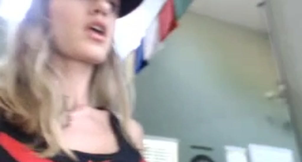 THEGIRLFRIEND video thumbnail