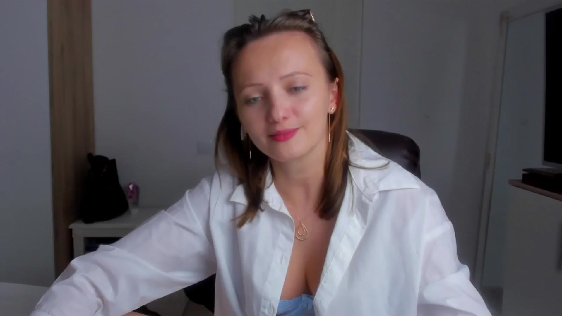 Birdie_K video thumbnail