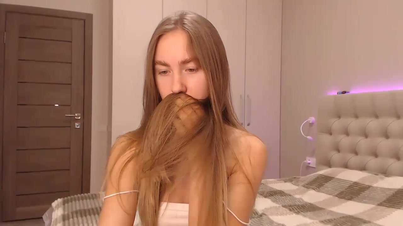 TeenEllie_ video thumbnail