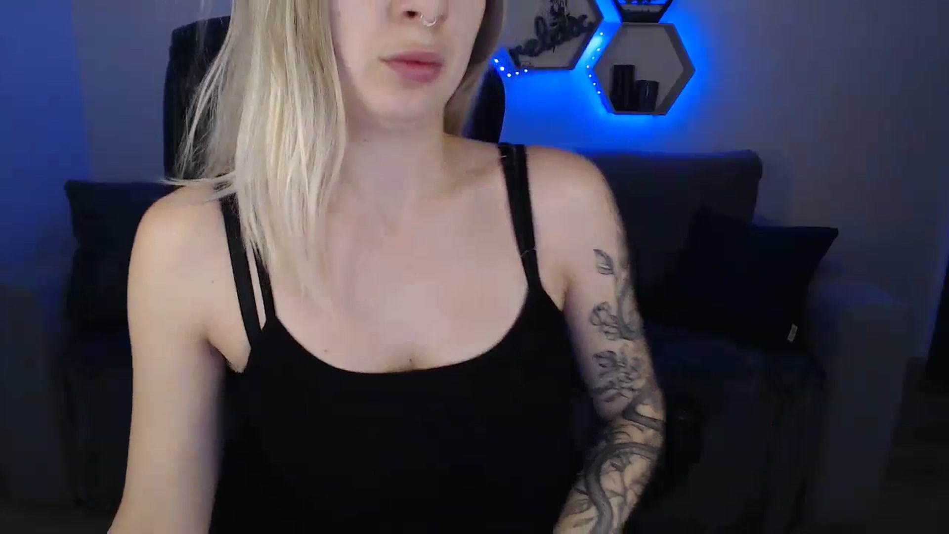 NanaFox video thumbnail