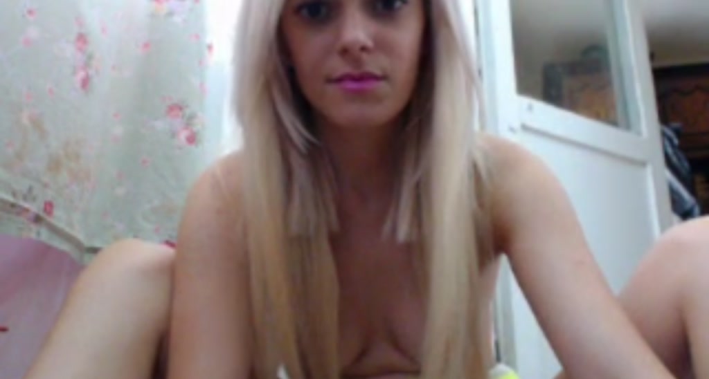 AwesomeBlonde video thumbnail