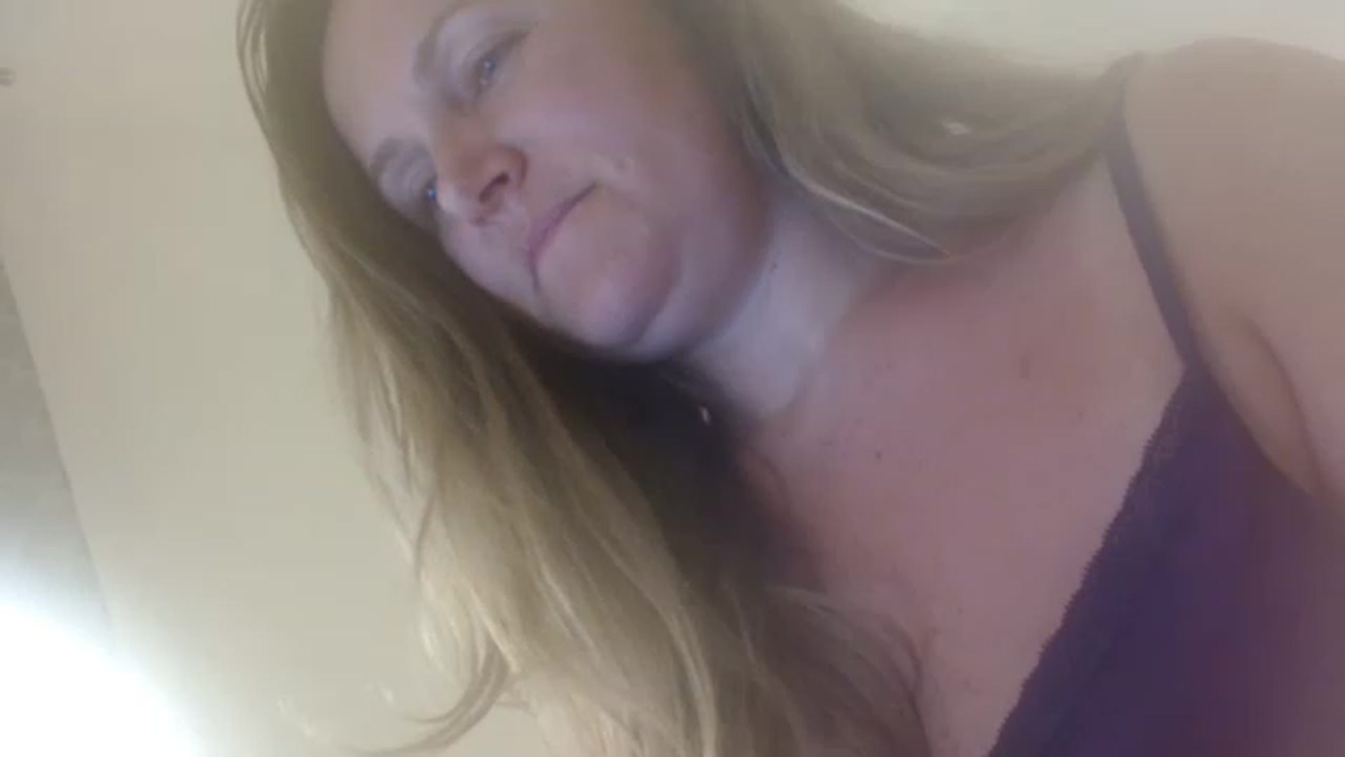 JustLily video thumbnail