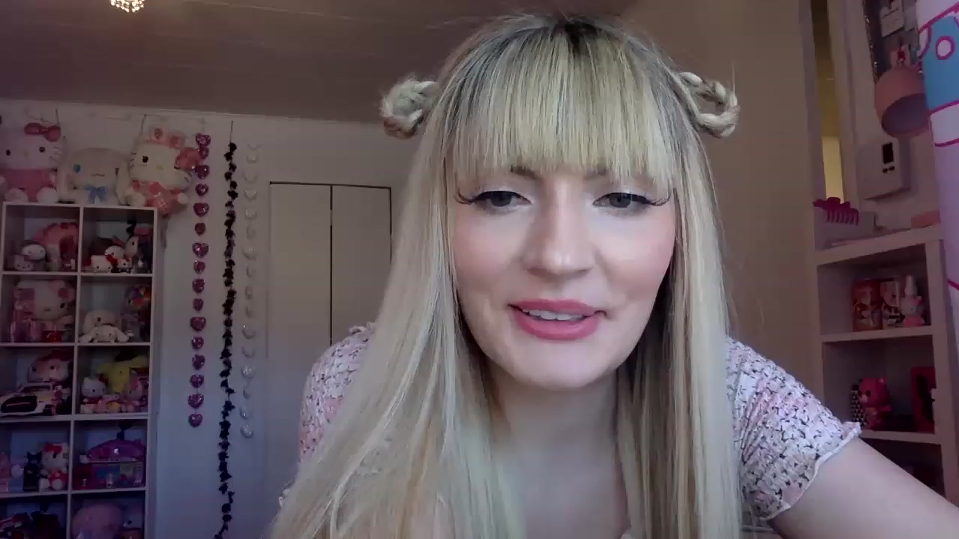 Omg_emily video thumbnail