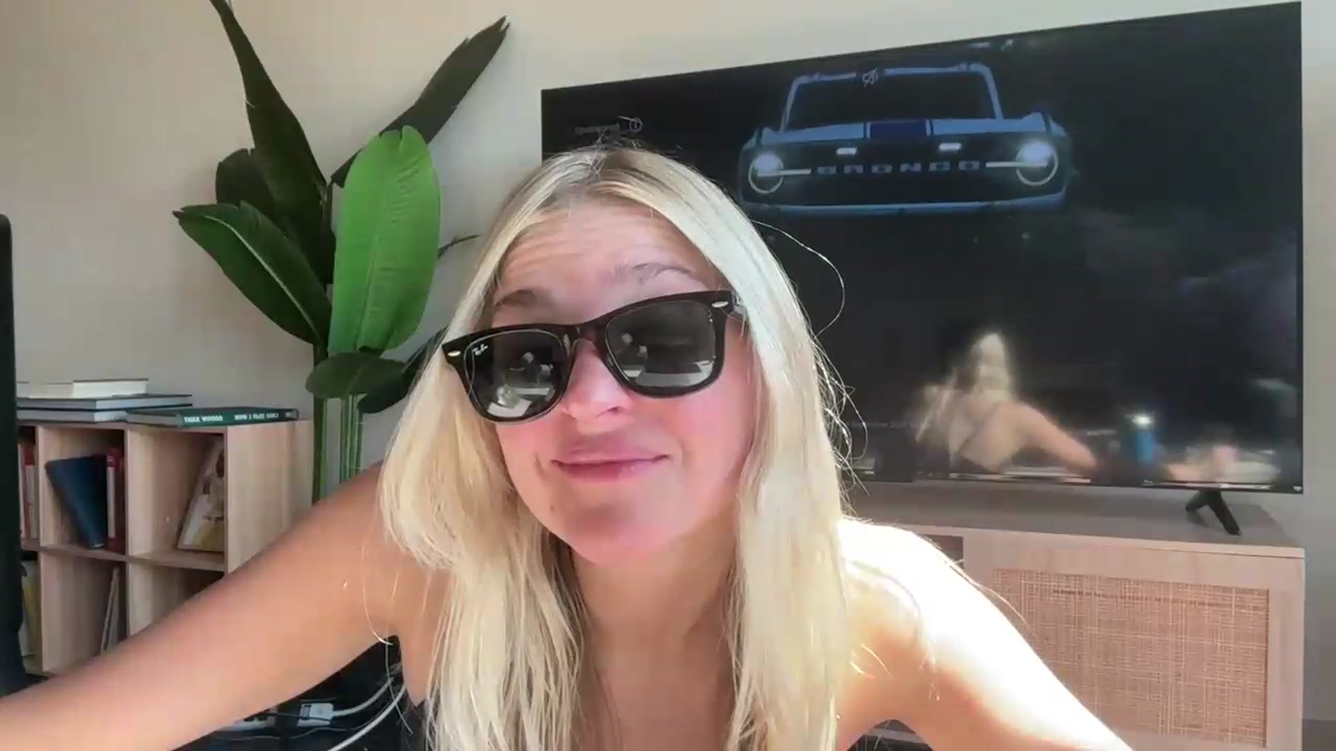 Partygirl1 video thumbnail