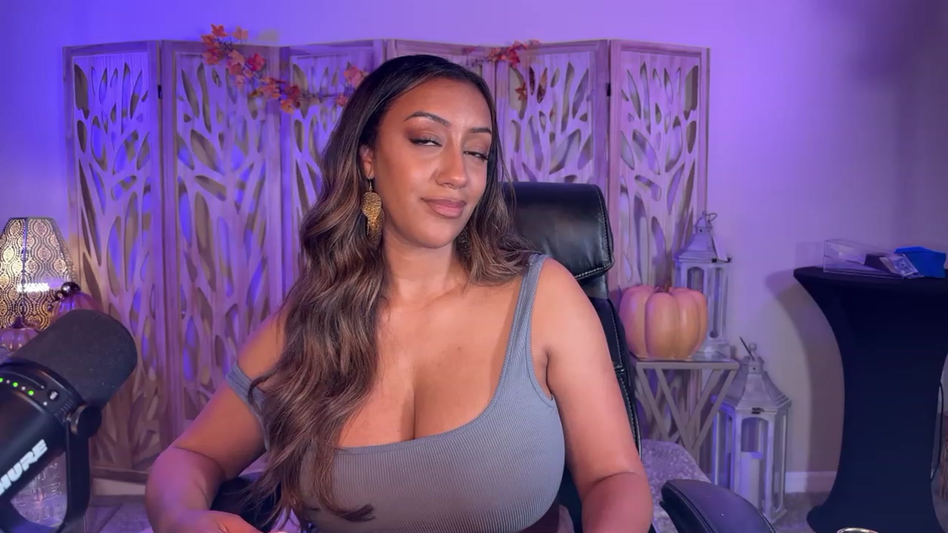 Autumn_Ari video thumbnail