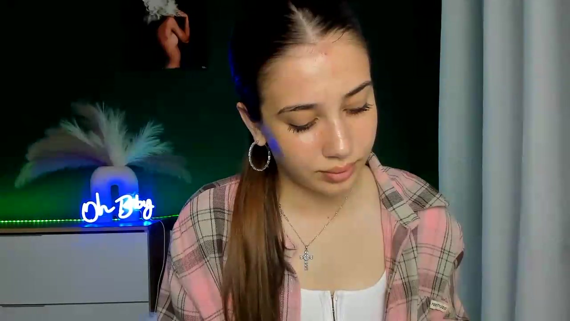 AlexaPirs video thumbnail