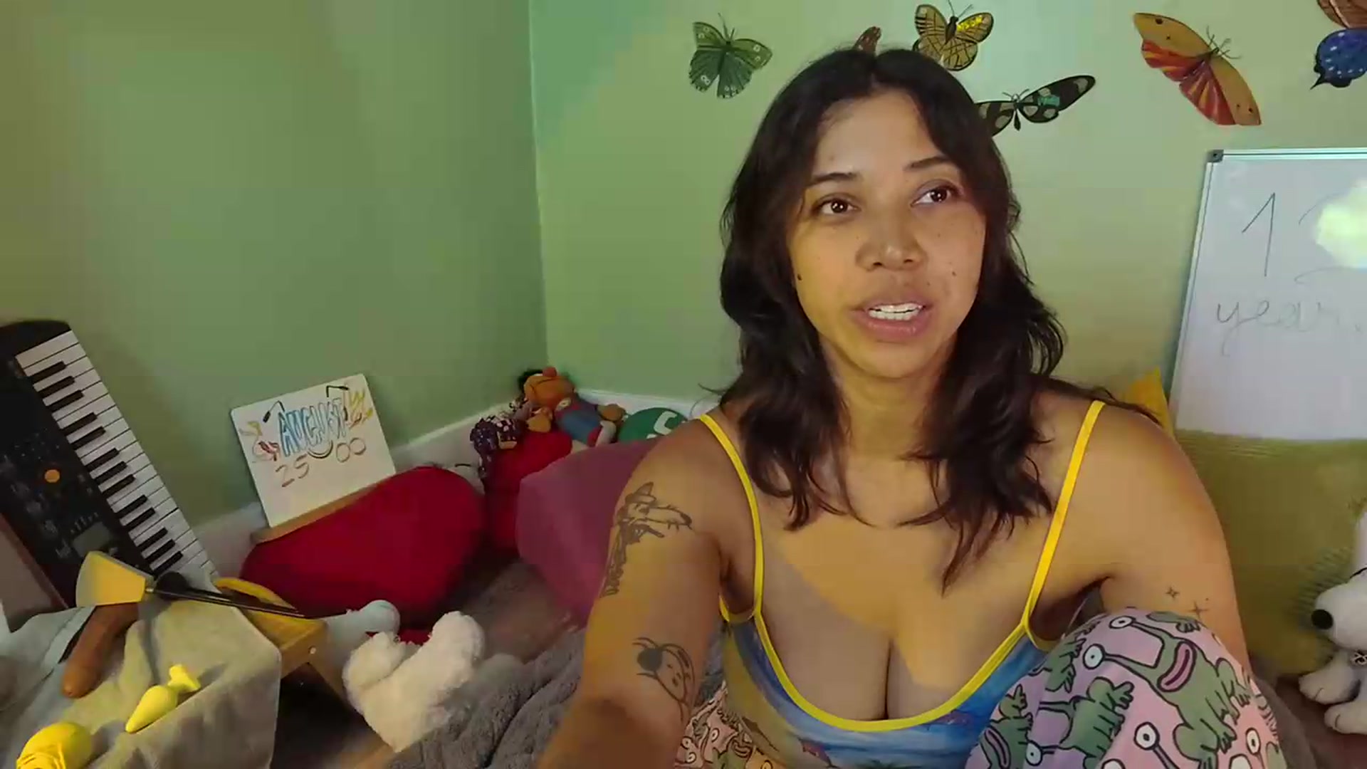KissingHigh video thumbnail