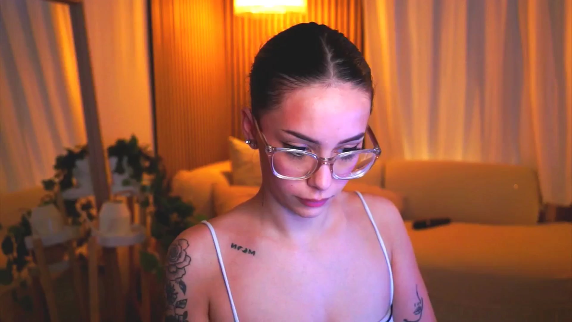 Naomii18 video thumbnail