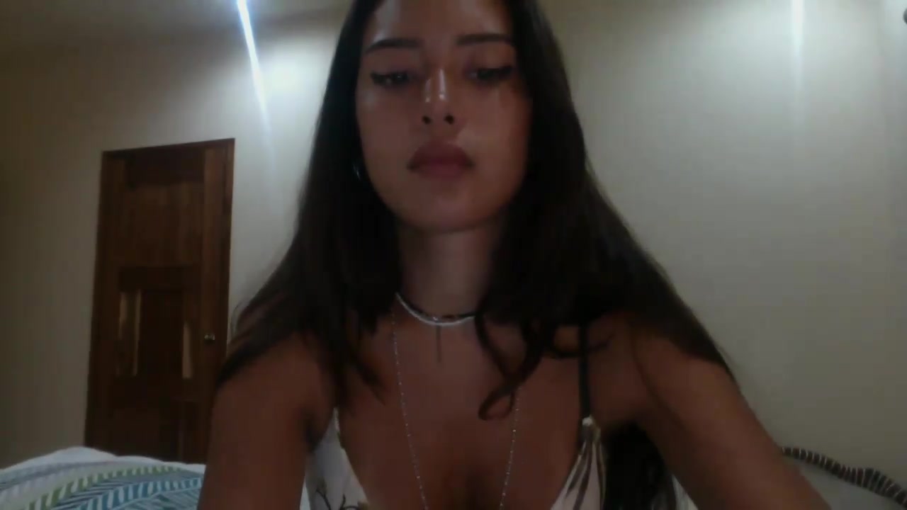 Miss_emiko video thumbnail