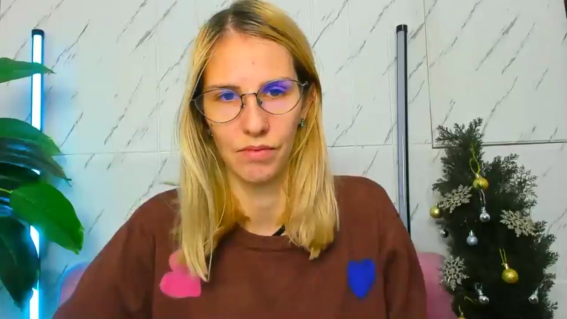 EmmaKriss video thumbnail