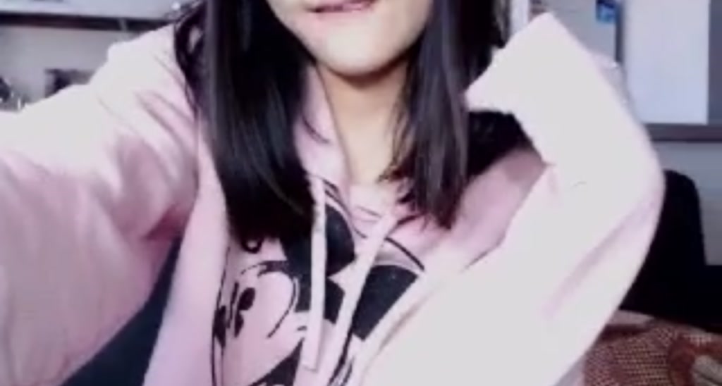 LeenaQ video thumbnail