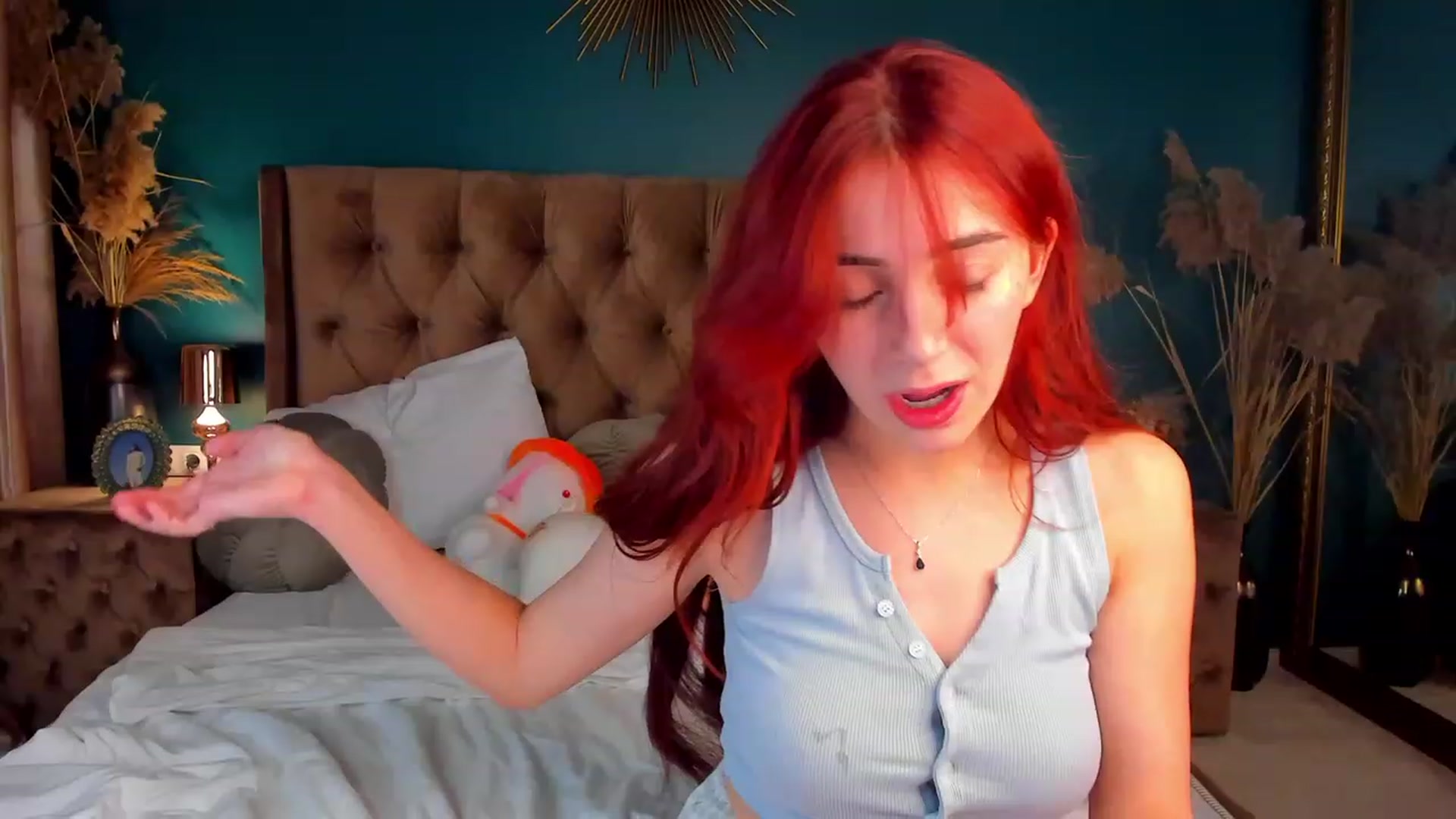 ElsaYoung video thumbnail