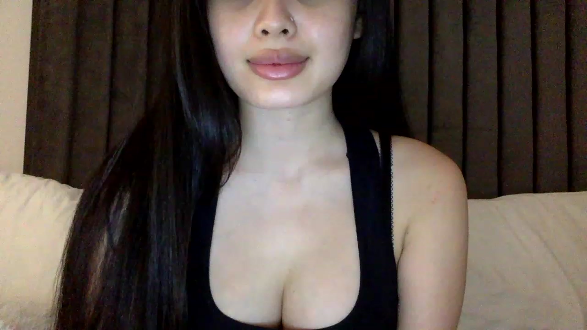 MsAkira video thumbnail