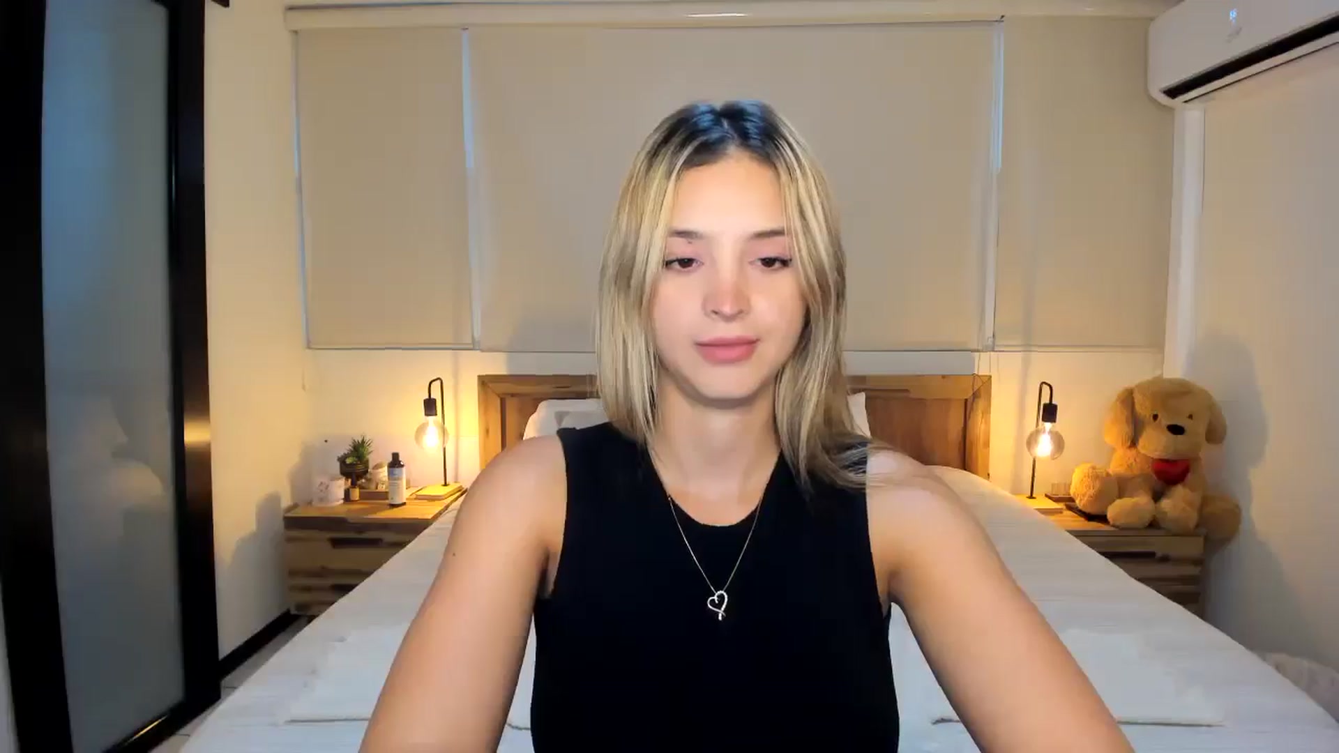BeatrixNova video thumbnail