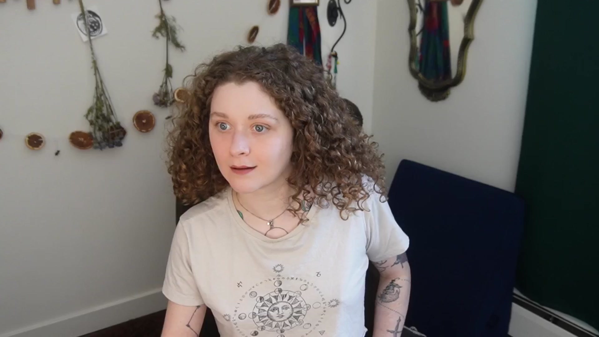 PeachyQueen_ video thumbnail