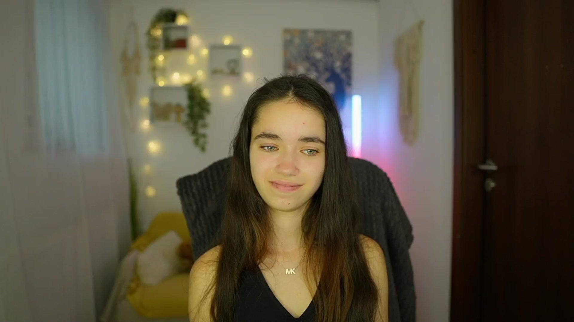 Gia_Paige18 video thumbnail