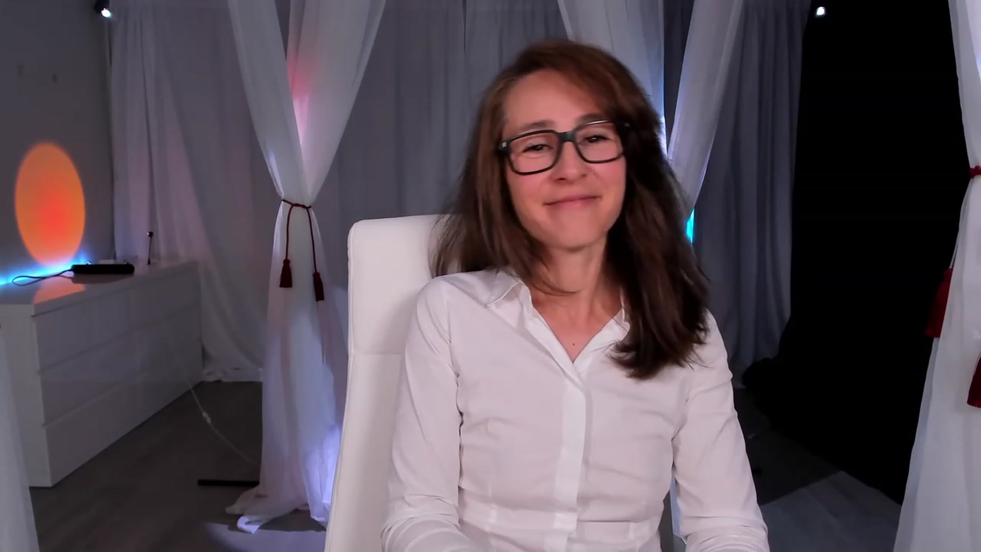 Olivia video thumbnail
