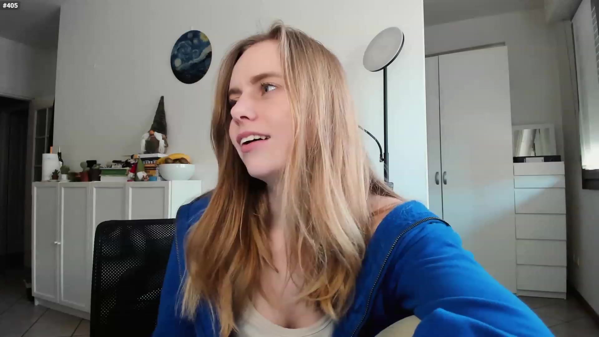 Personage video thumbnail