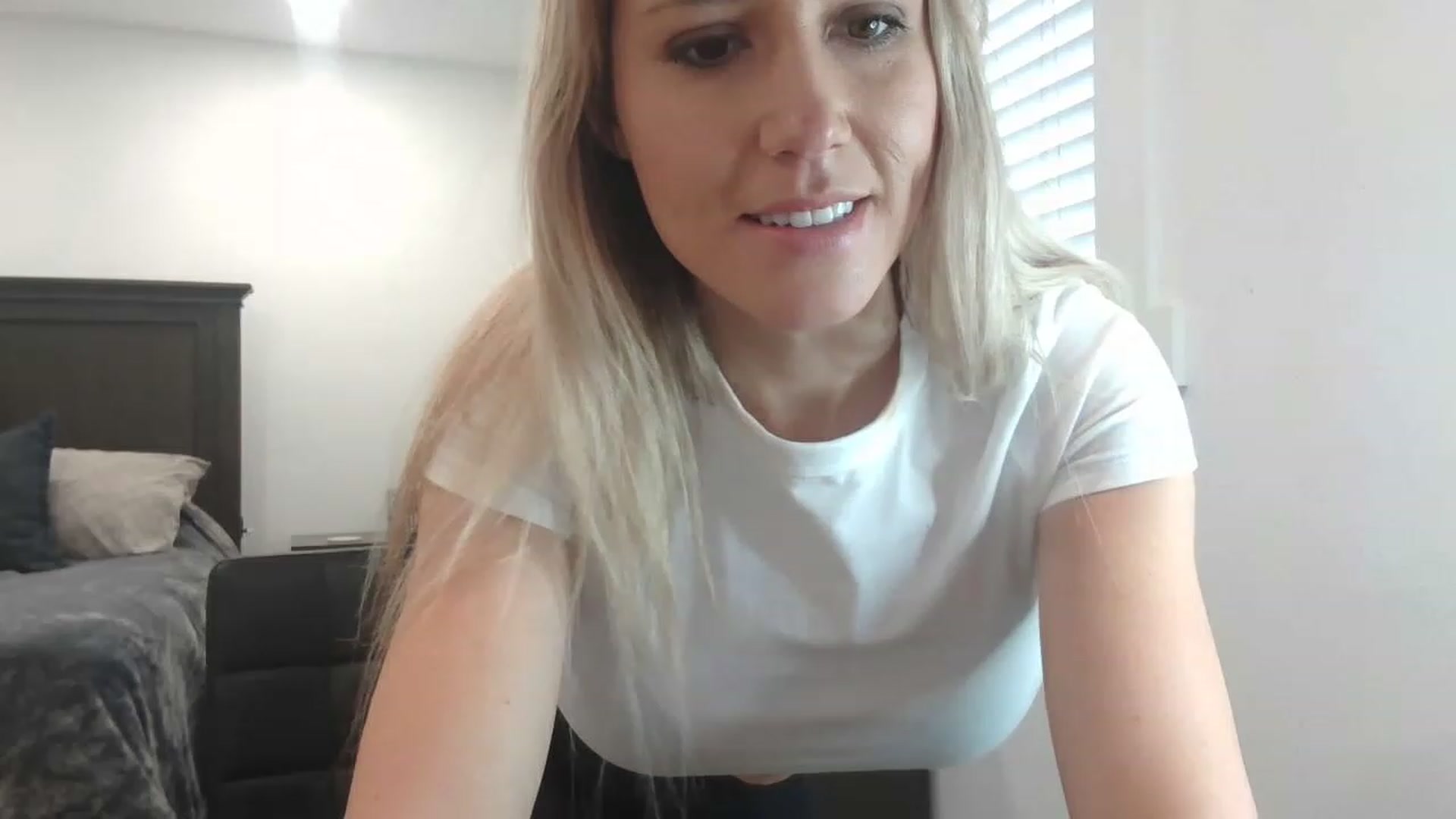 blondmilf92 video thumbnail