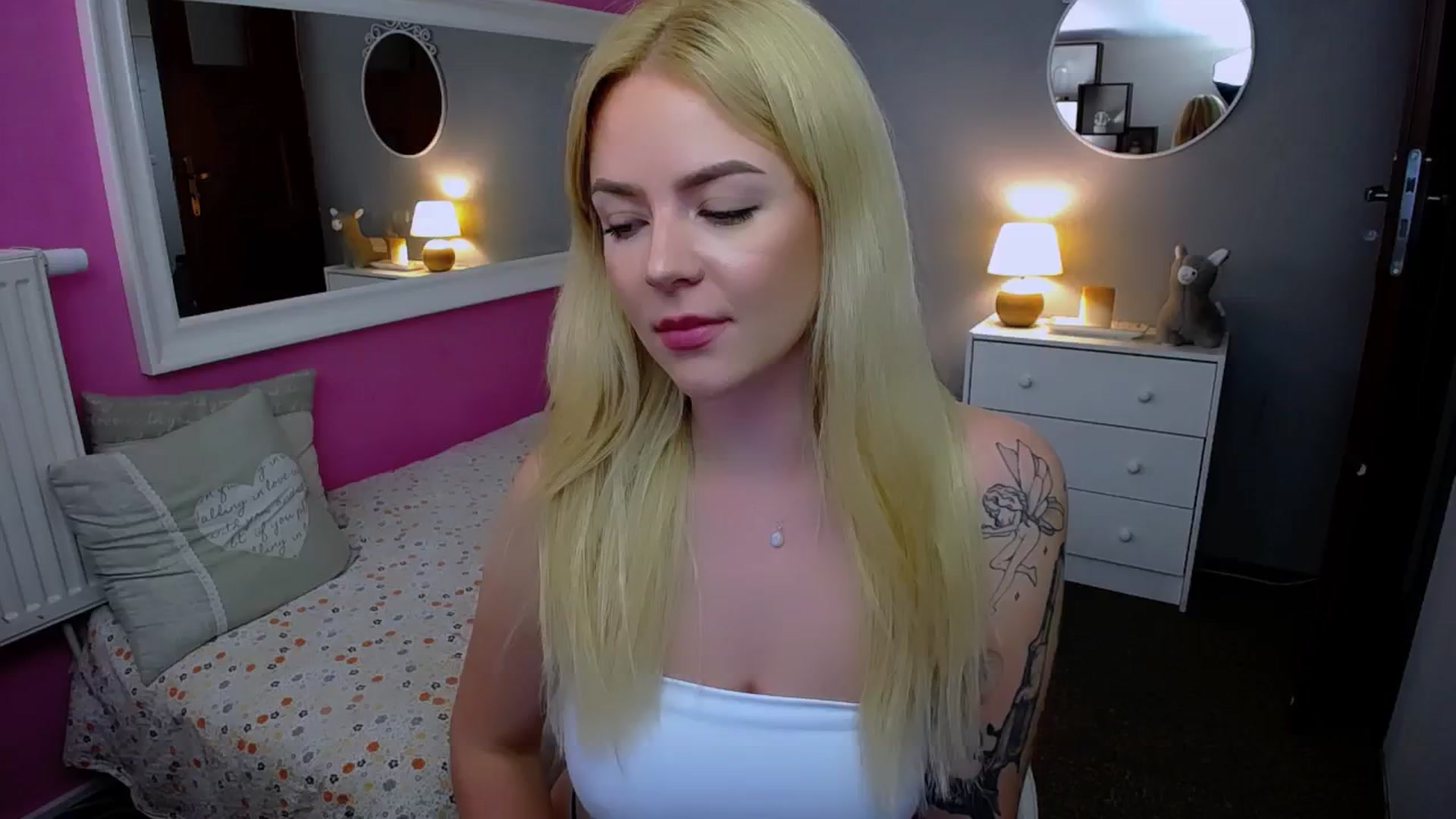 AurelieSierra video thumbnail