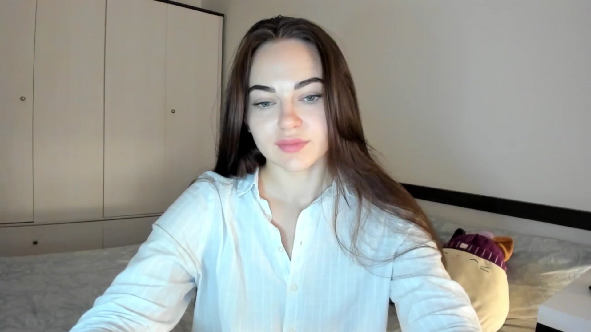 BeeTheQueen video thumbnail