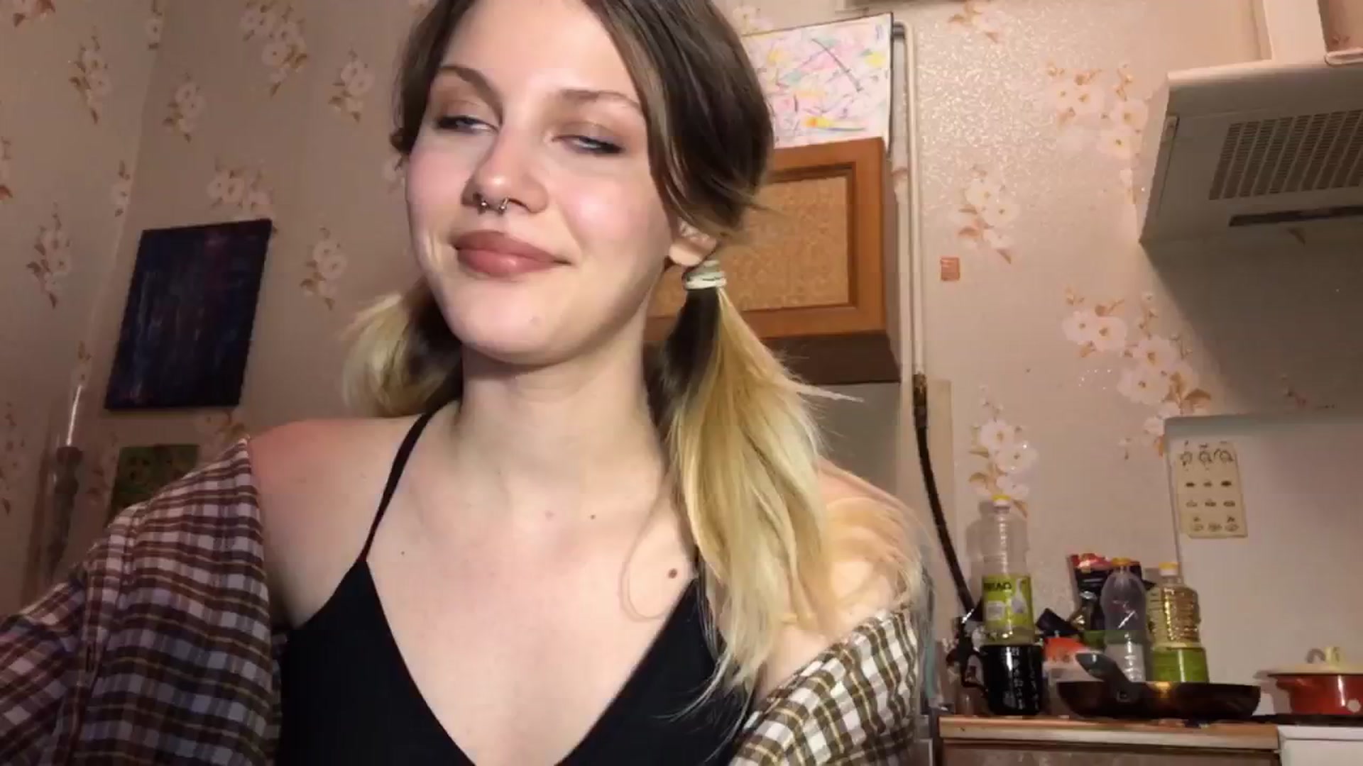 Moooreee video thumbnail
