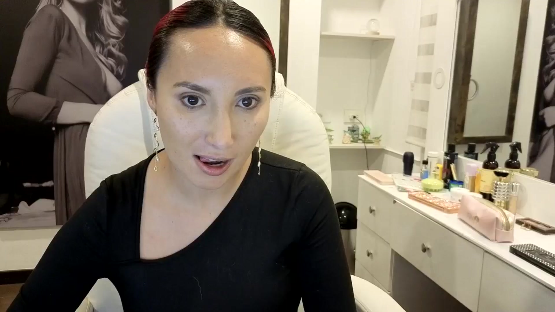 LizzEser video thumbnail