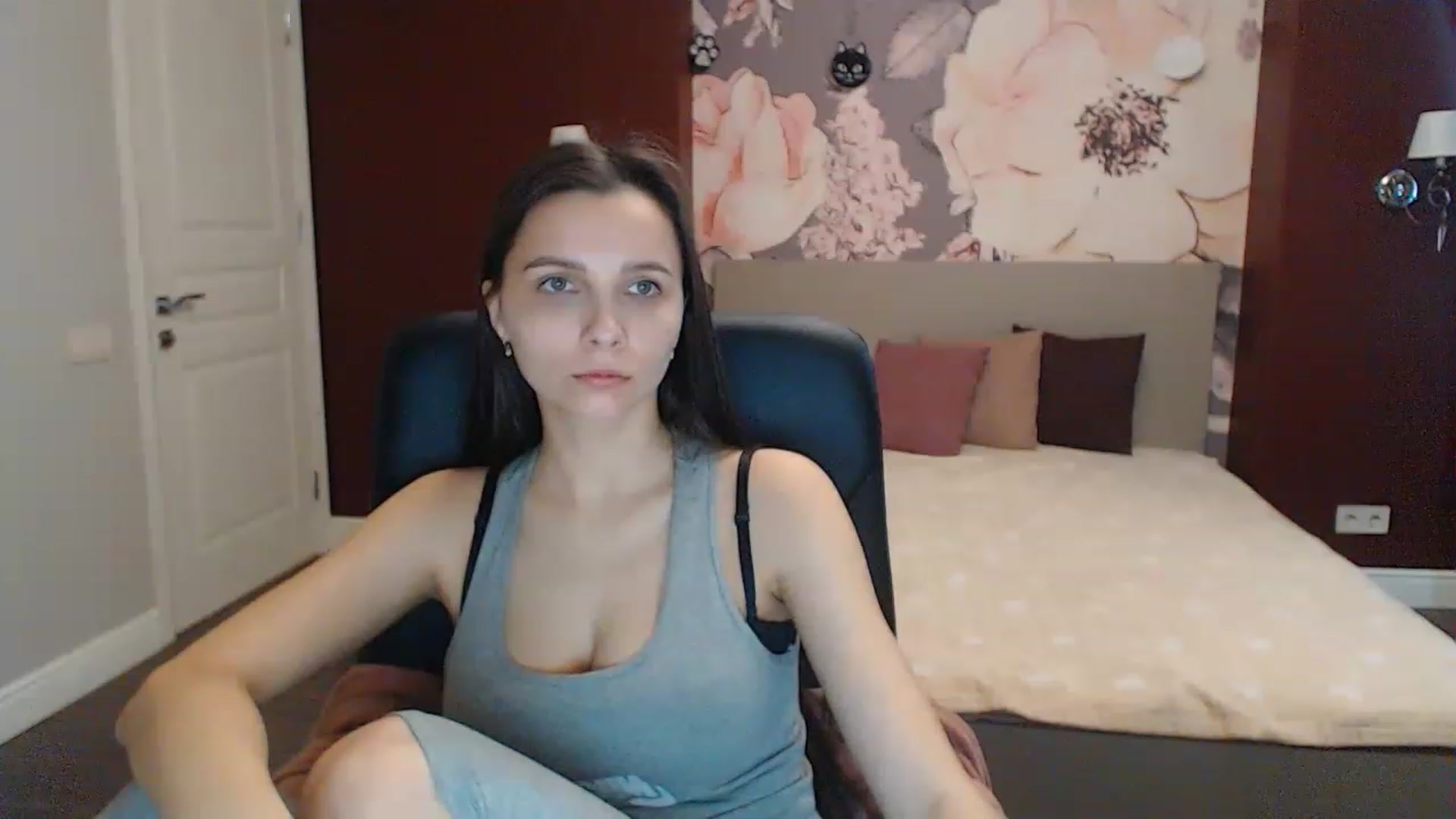 Karina_Mils video thumbnail