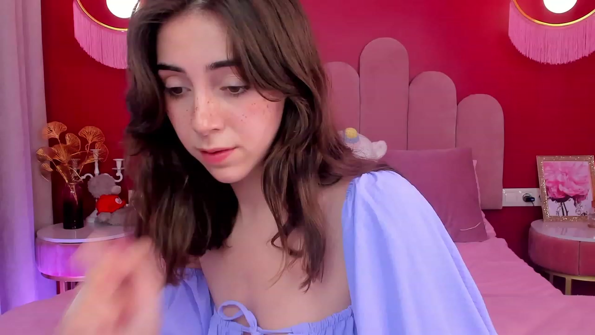 ElsaYoung video thumbnail