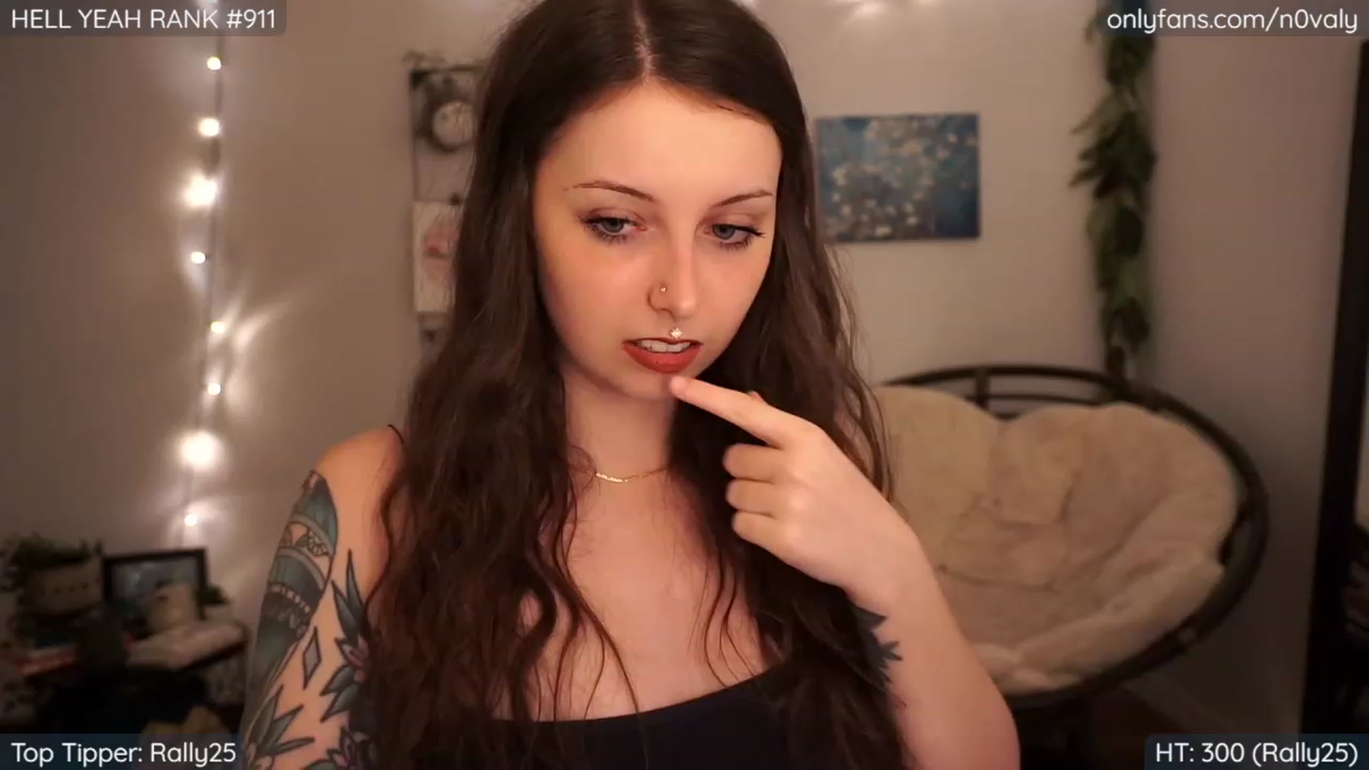 N0valy video thumbnail