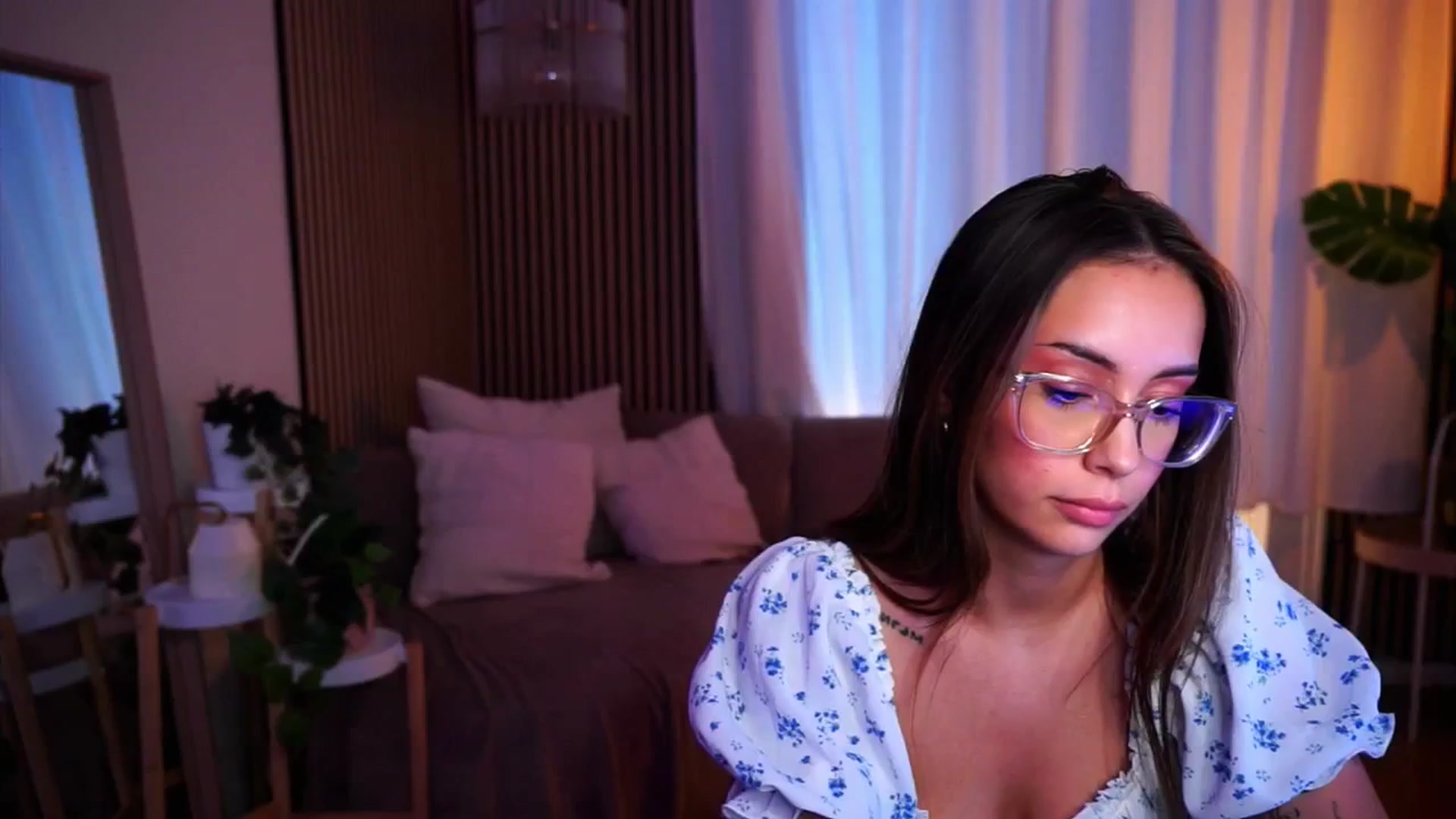 Naomii18 video thumbnail